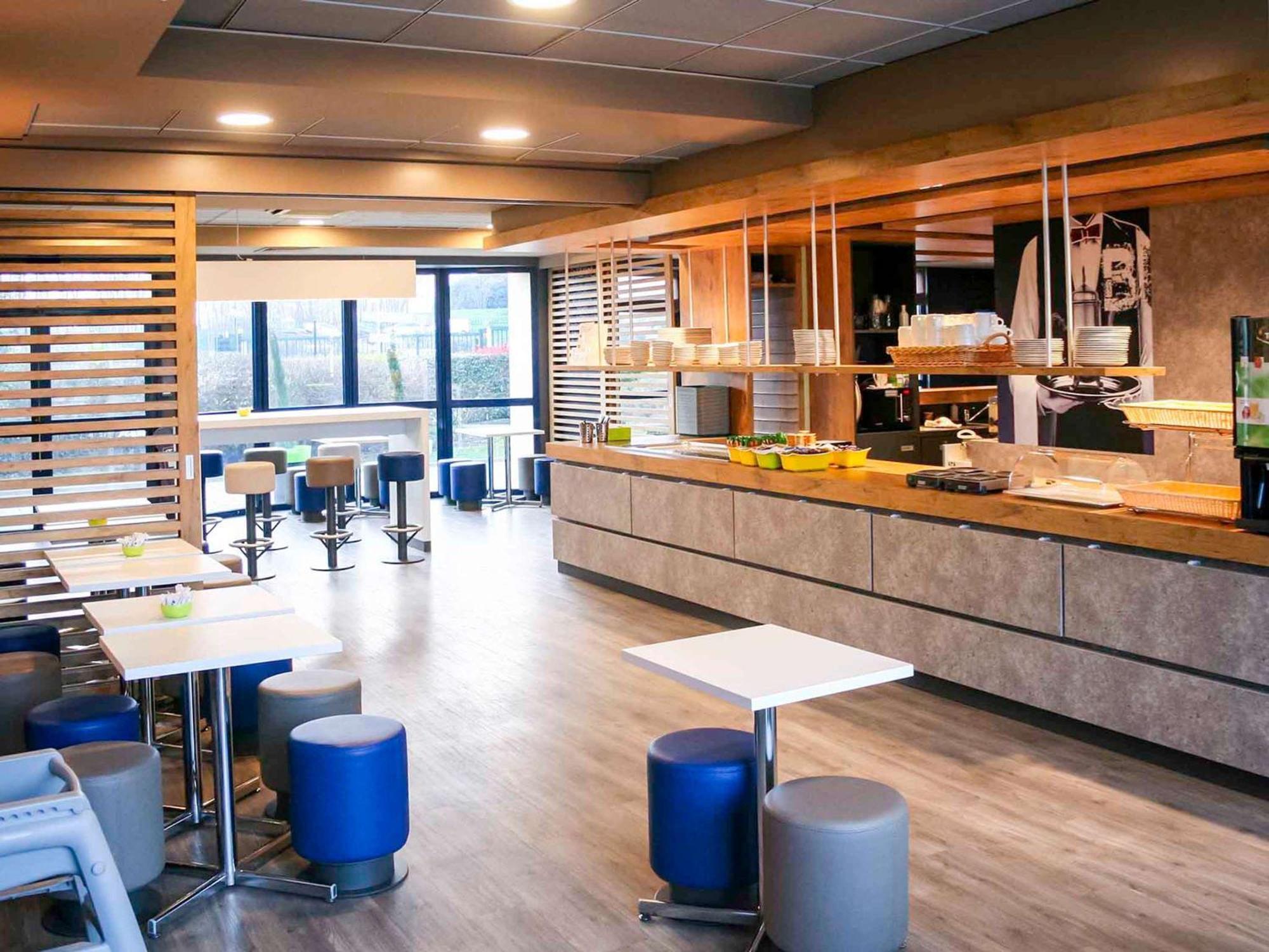 Ibis Budget Marne La Vallee Pontault Combault מראה חיצוני תמונה