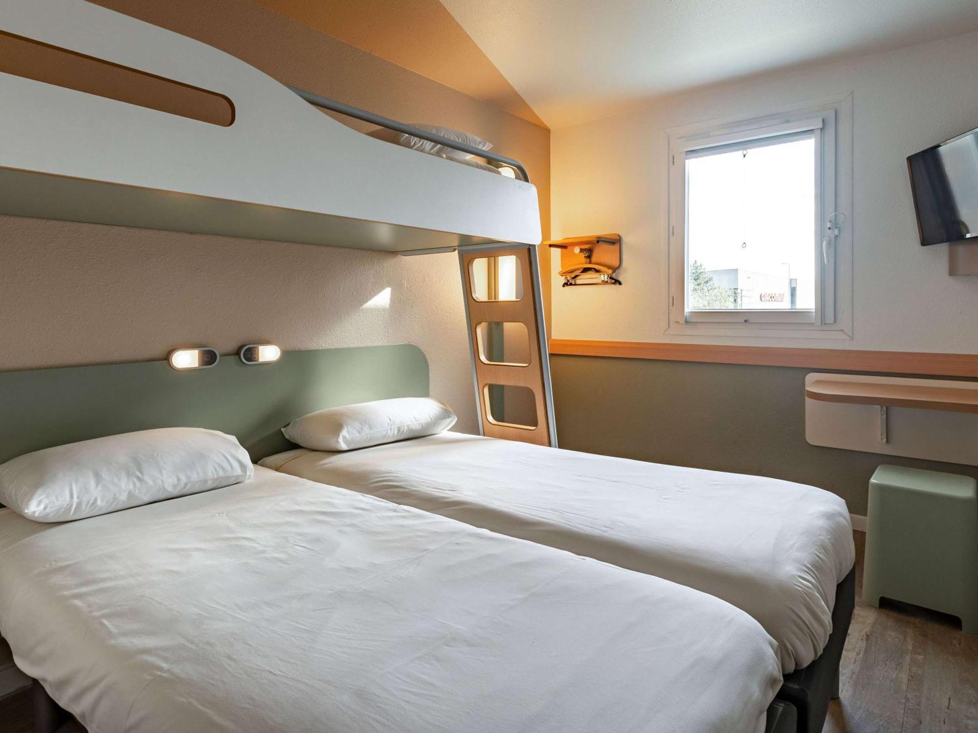 Ibis Budget Marne La Vallee Pontault Combault מראה חיצוני תמונה