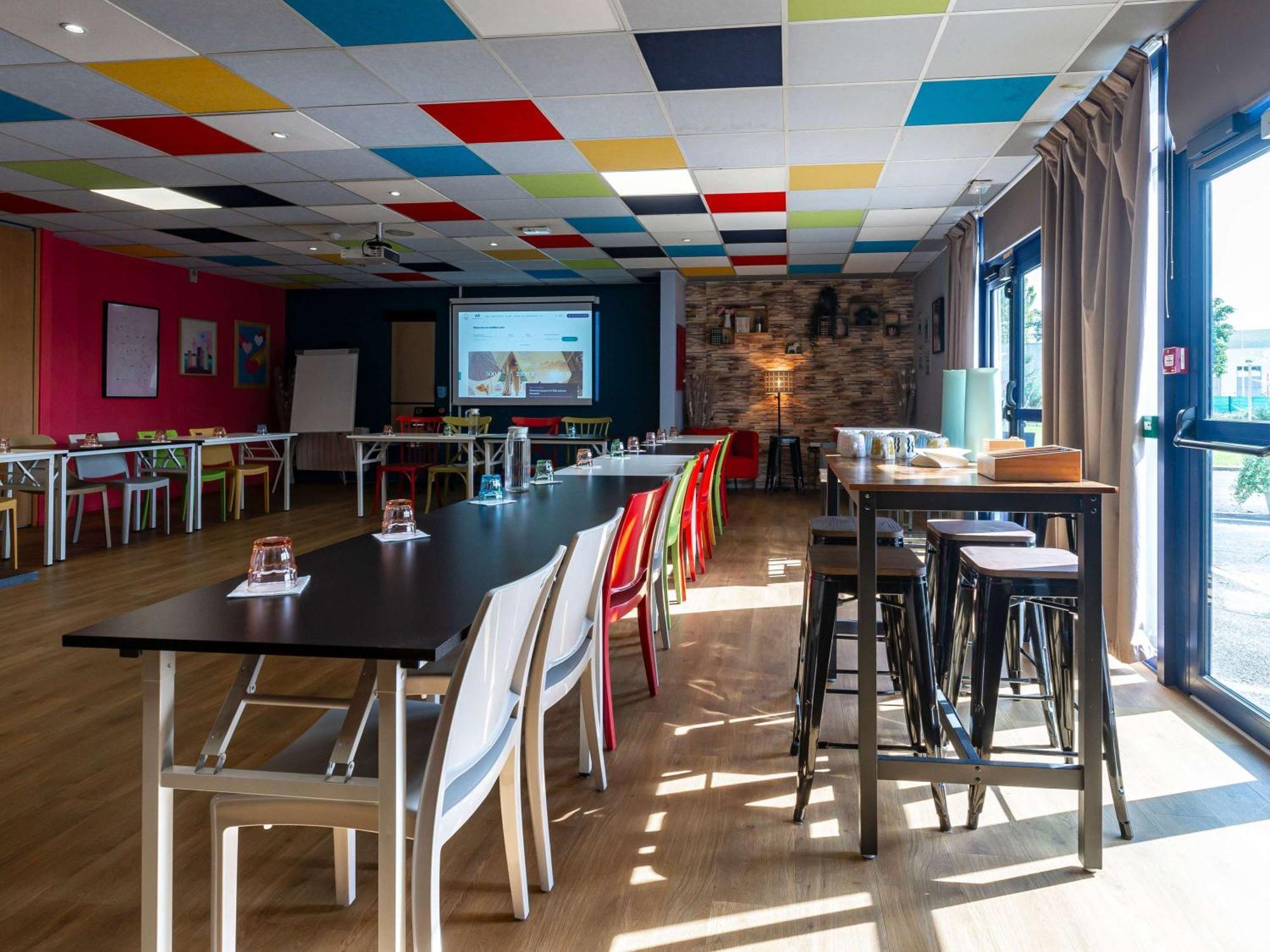 Ibis Budget Marne La Vallee Pontault Combault מראה חיצוני תמונה