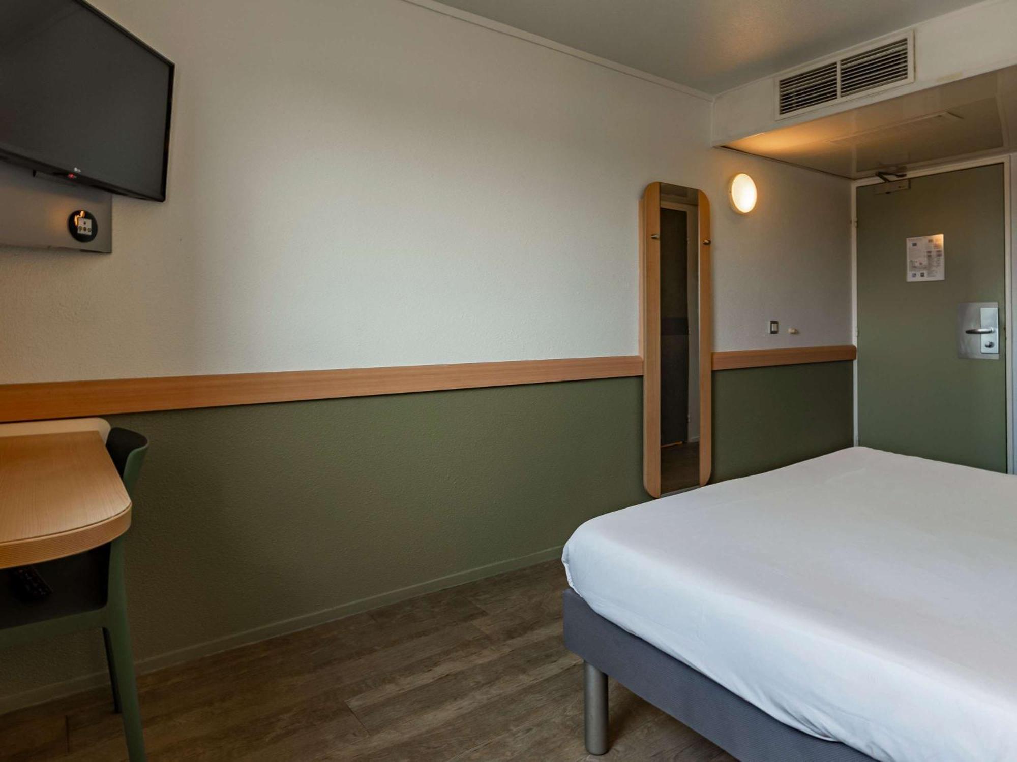 Ibis Budget Marne La Vallee Pontault Combault מראה חיצוני תמונה