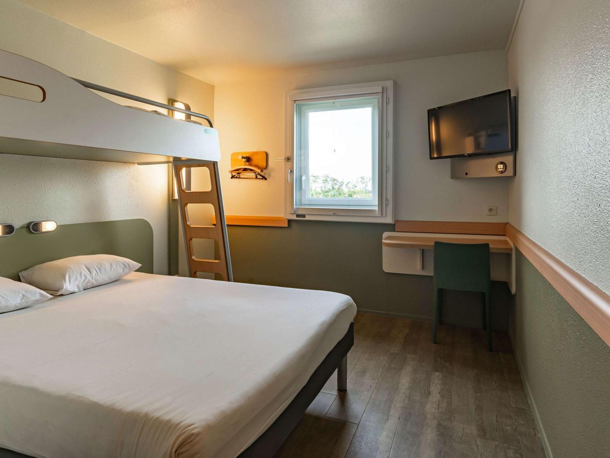 Ibis Budget Marne La Vallee Pontault Combault מראה חיצוני תמונה