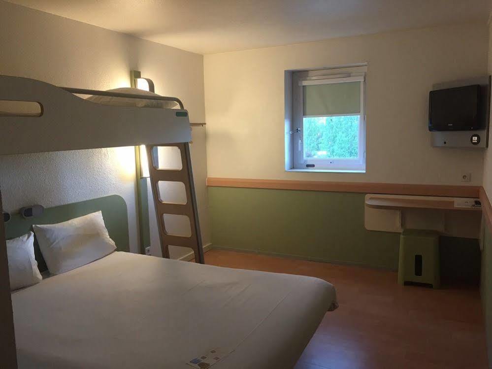 Ibis Budget Marne La Vallee Pontault Combault מראה חיצוני תמונה