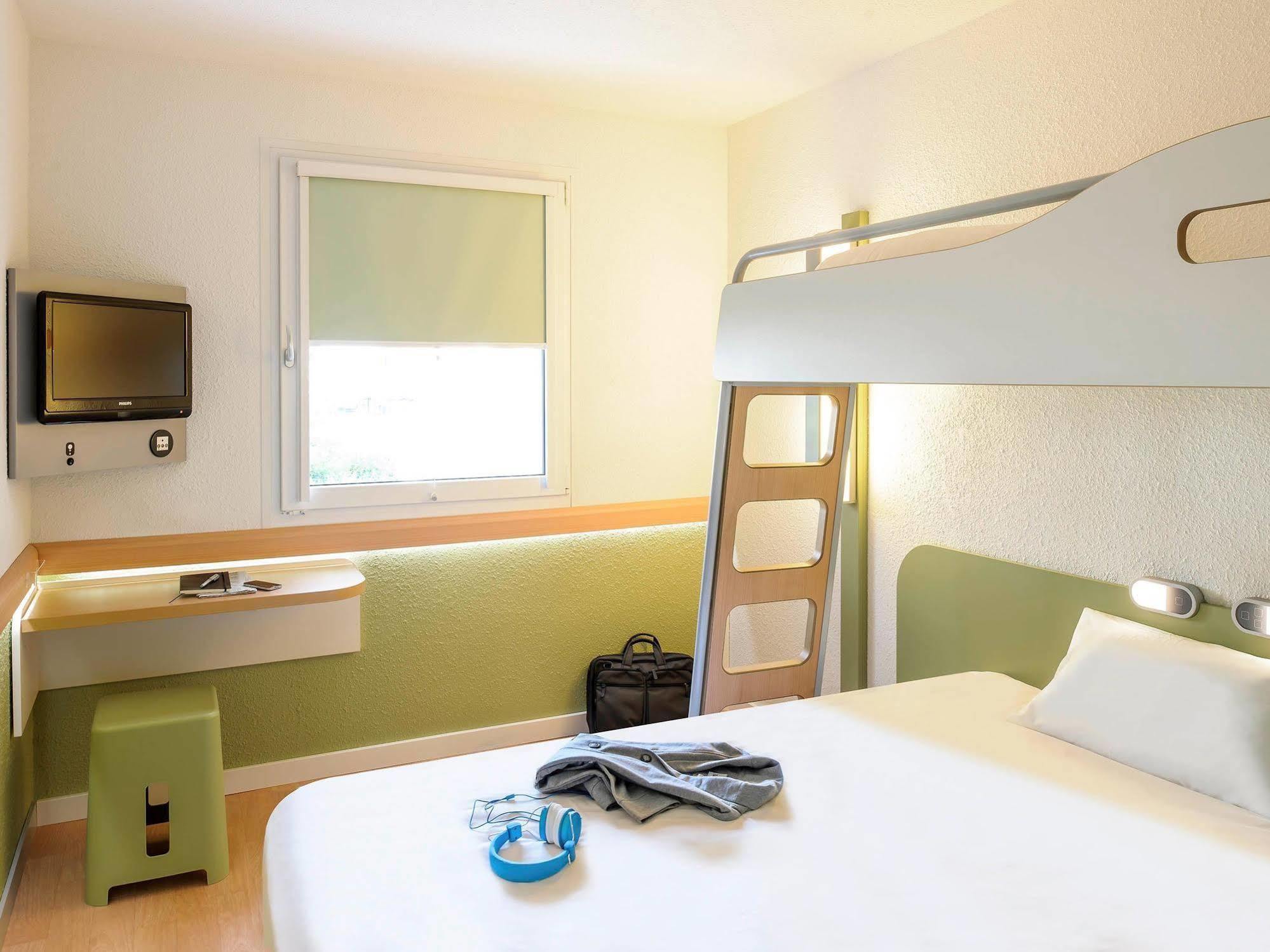 Ibis Budget Marne La Vallee Pontault Combault מראה חיצוני תמונה