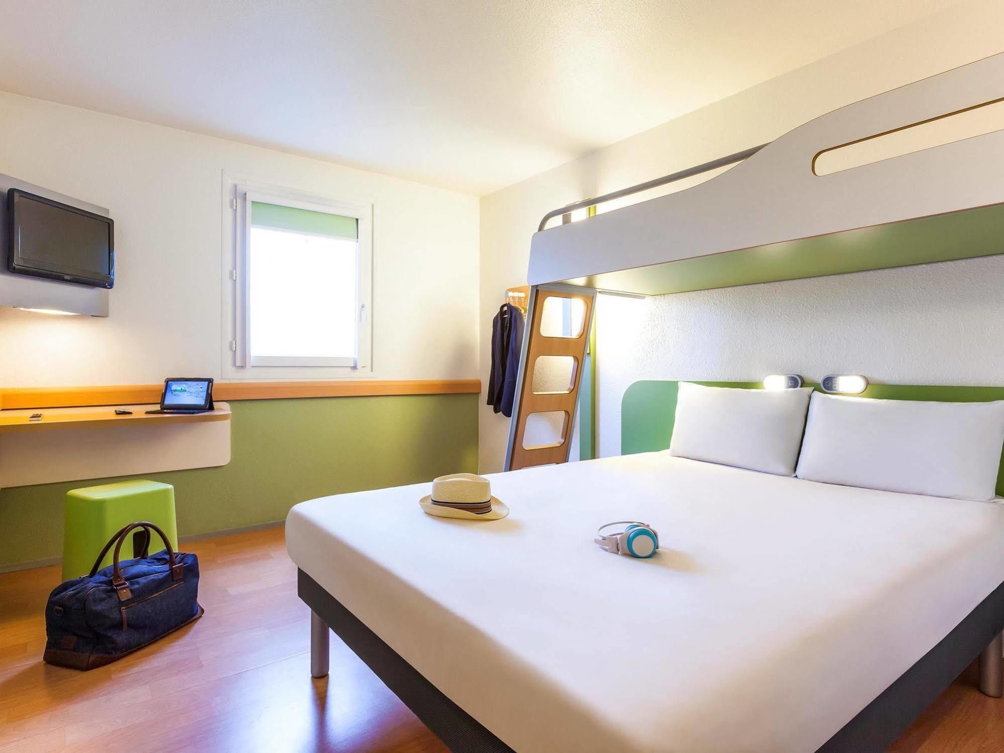 Ibis Budget Marne La Vallee Pontault Combault מראה חיצוני תמונה
