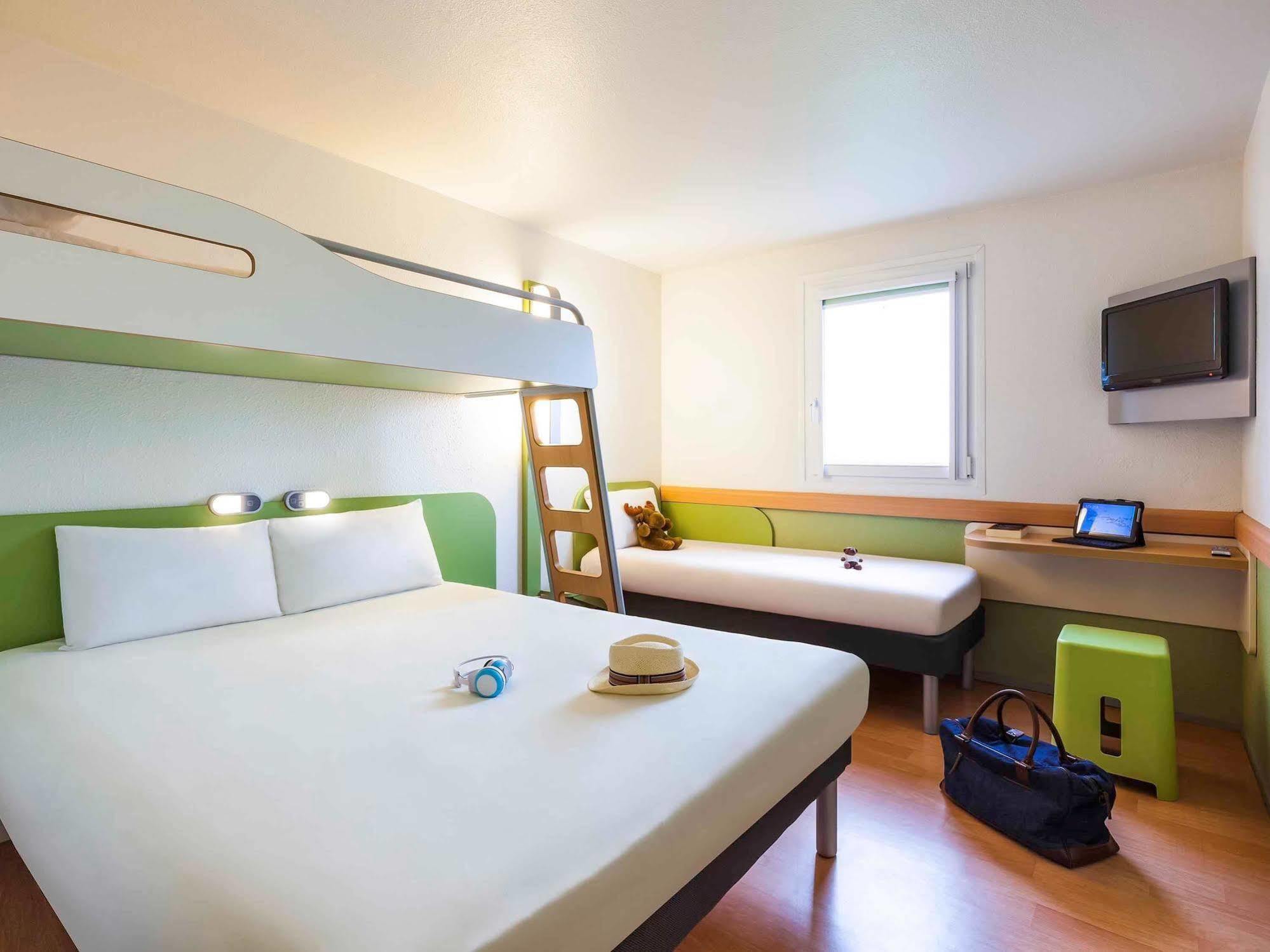 Ibis Budget Marne La Vallee Pontault Combault מראה חיצוני תמונה