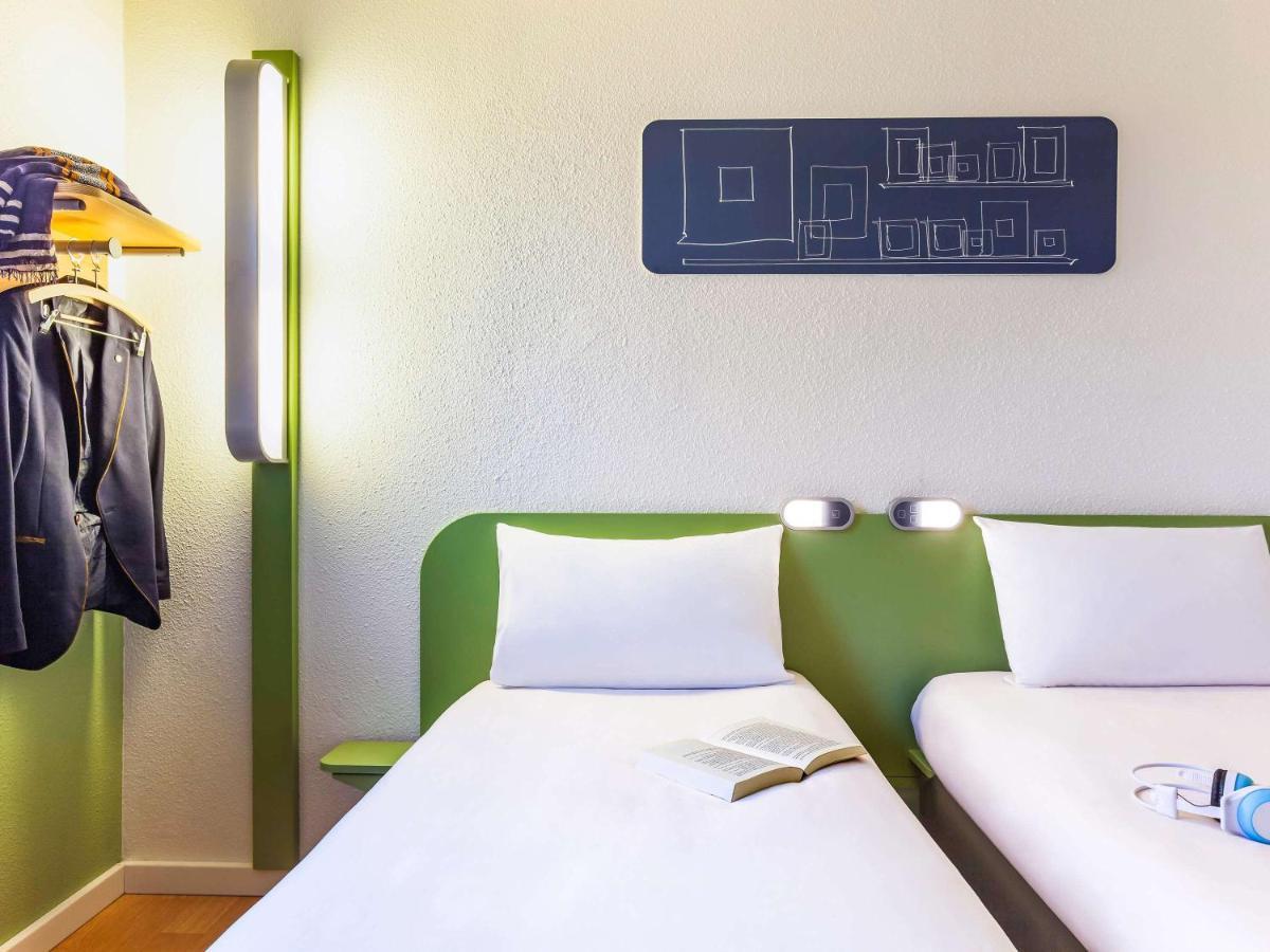 Ibis Budget Marne La Vallee Pontault Combault מראה חיצוני תמונה